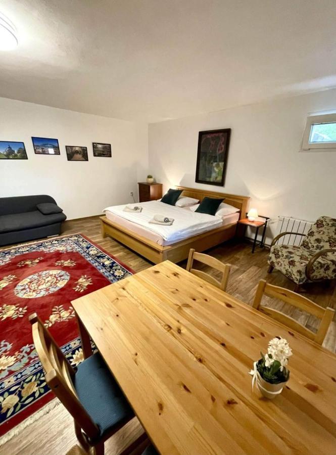 Apartman Lipa Микулов Экстерьер фото