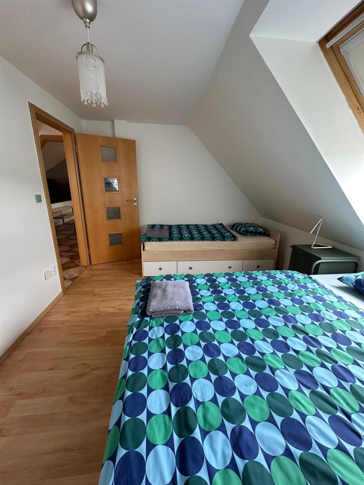 Apartman Lipa Микулов Экстерьер фото