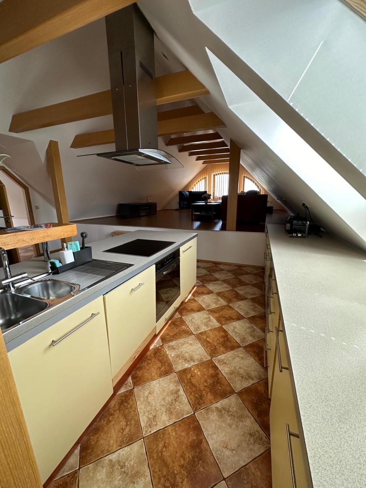 Apartman Lipa Микулов Экстерьер фото