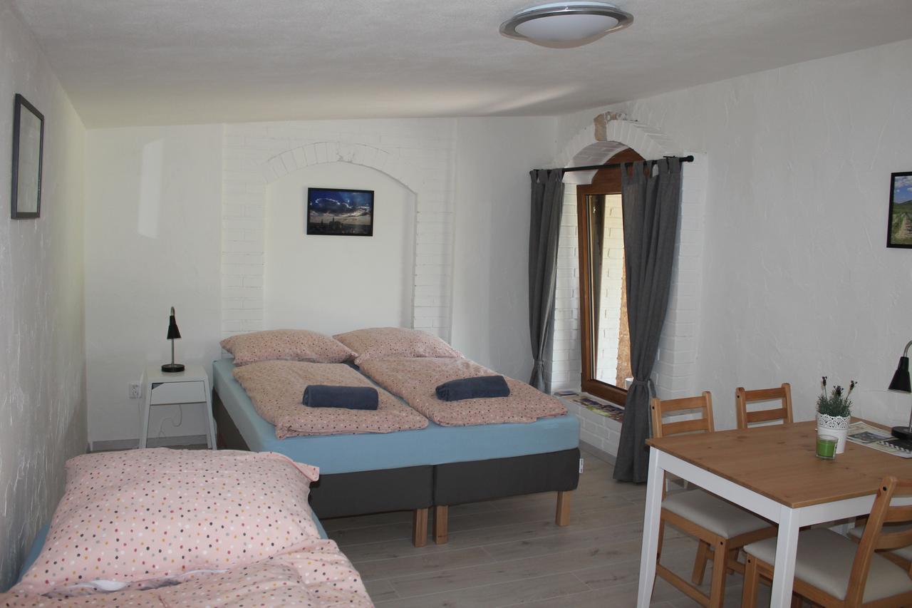 Apartman Lipa Микулов Экстерьер фото